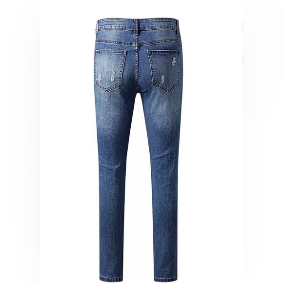 Floral distressed Blue Jeans - Picture 5 of 9